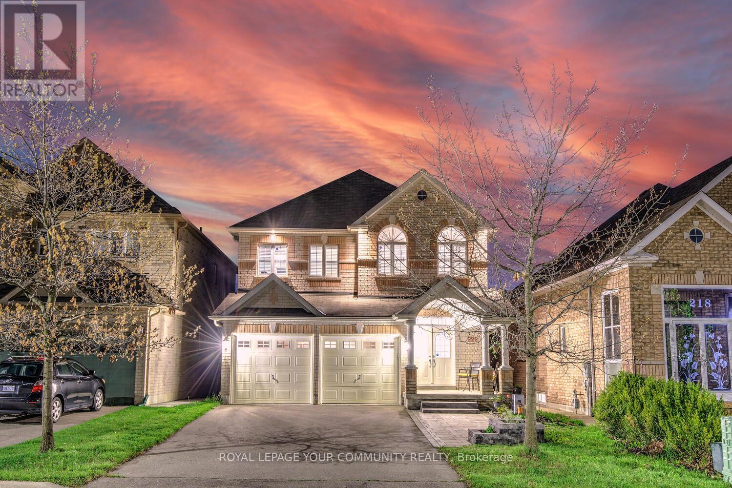 222 Chayna Cres, Vaughan, Ontario